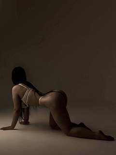 Девушка массажистка Юля, салон Persona