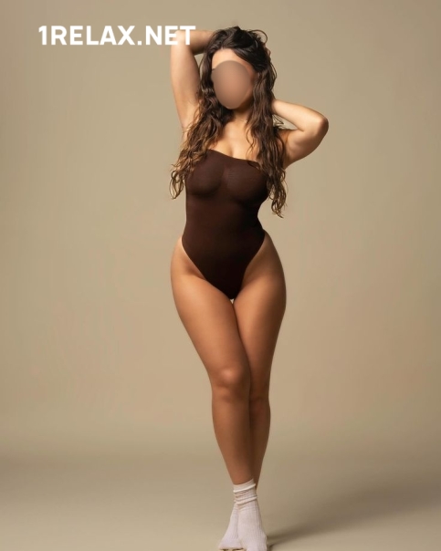 Девушка массажистка Евгения, салон Honey фото №1