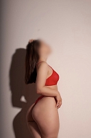 Девушка массажистка Ева, салон Persona фото №1